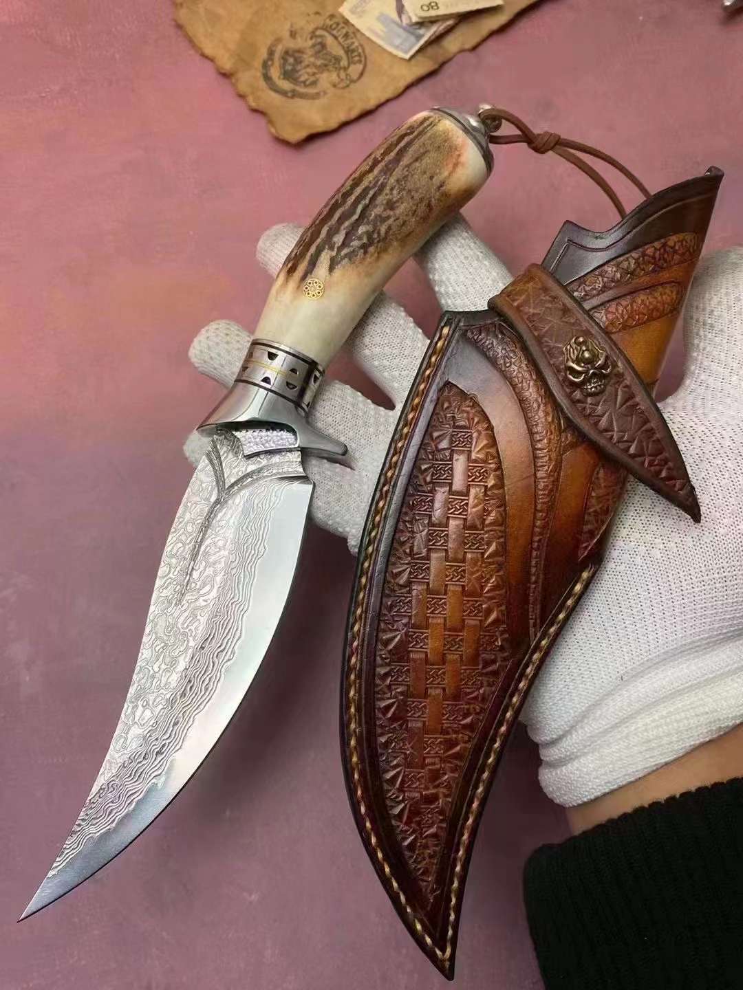 Lucky Deer Damascus Steel Antler Handle Fixed Blade Knife