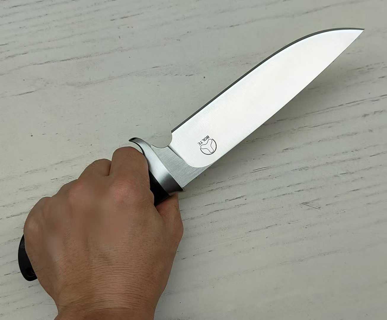 Bolte Crocodile Bowie Knife A8 Steel Fixed Blade Knife