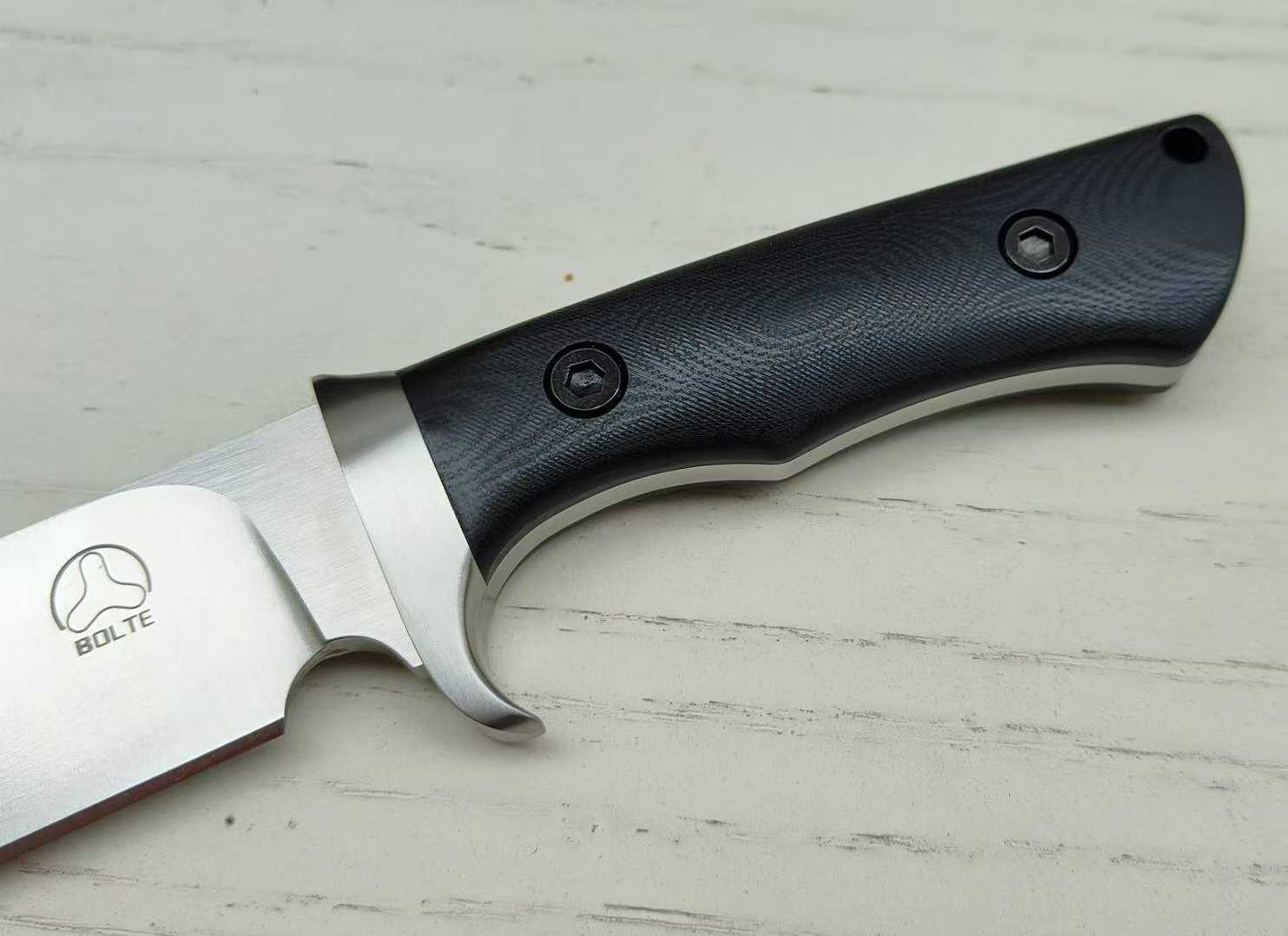 Bolte Crocodile Bowie Knife A8 Steel Fixed Blade Knife