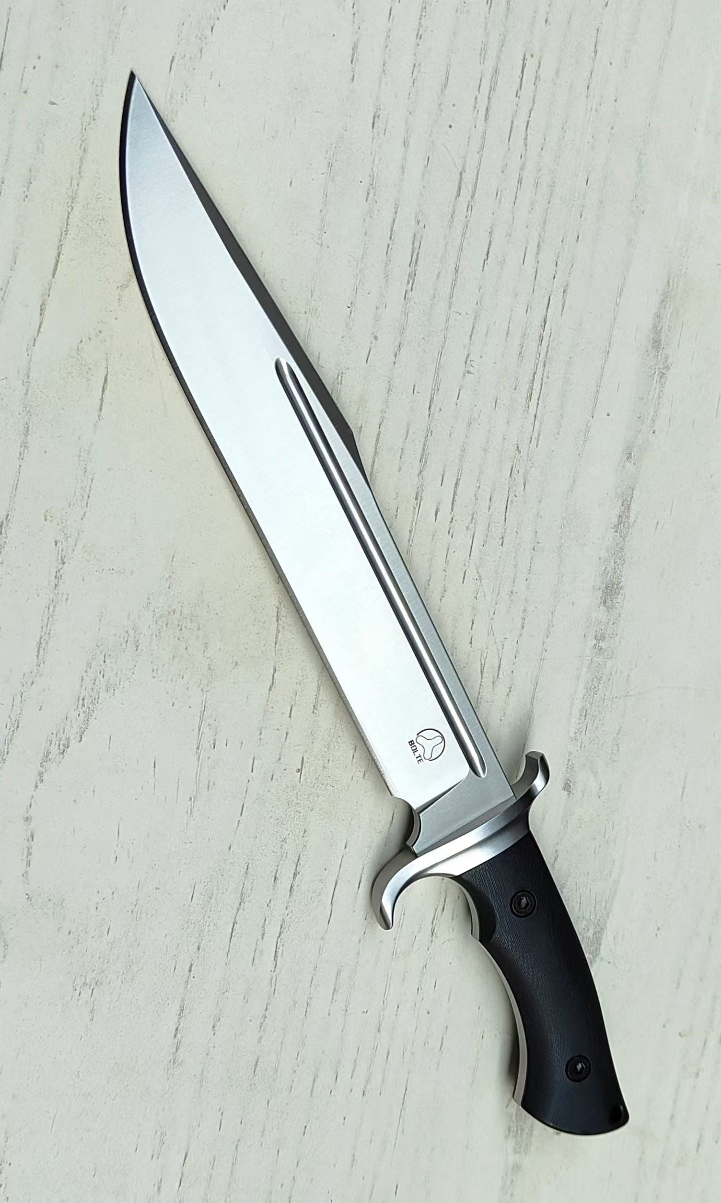 Bolte Black Bear IV A8 Steel G10 Handle Fixe Blade Bowie Knife
