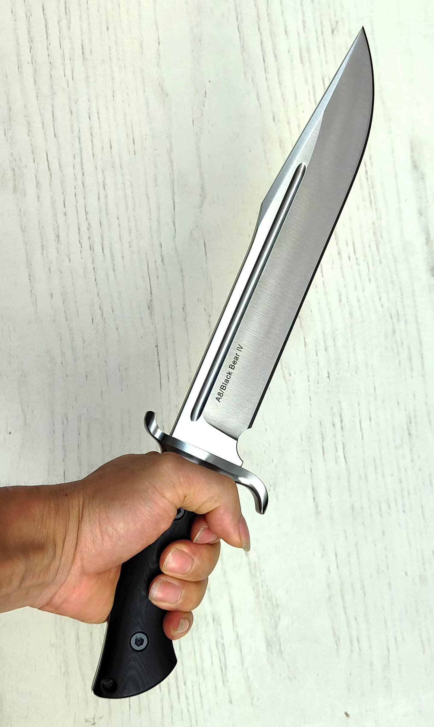 Bolte Black Bear IV A8 Steel G10 Handle Fixe Blade Bowie Knife